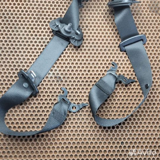 Ремни безопасности передние x1 e84