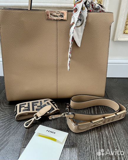 Женская сумка Fendi