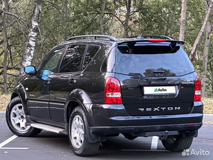 SsangYong Rexton 2.7 AT, 2009, 280 000 км