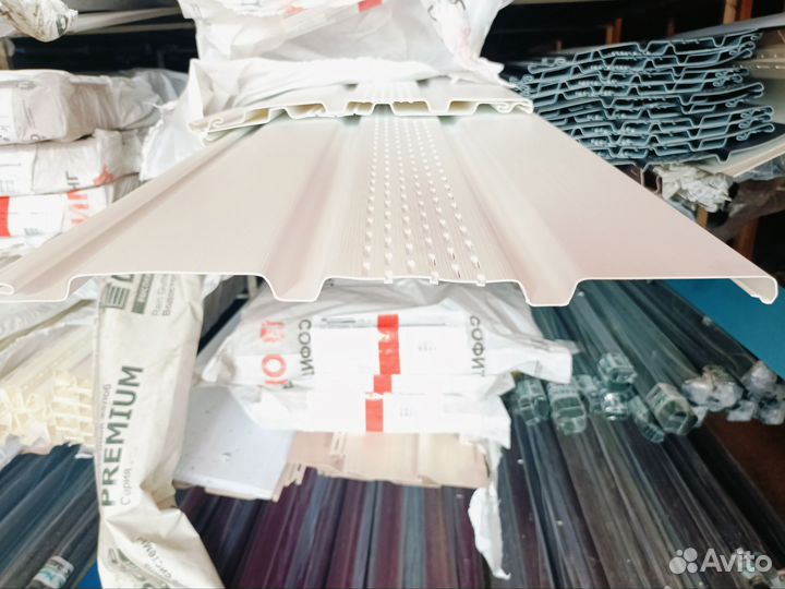 Софит пвх белый