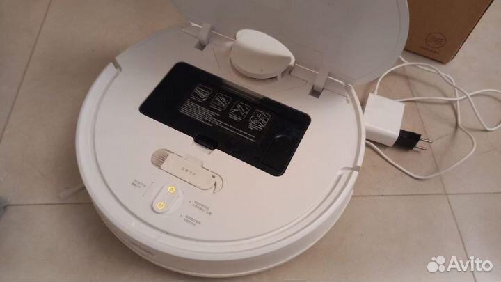 Робот-пылесос Xiaomi Mijia Robot Vacuum