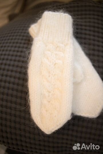 Варежки с козьем пухом