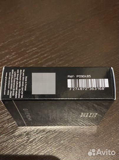 Тональный флюид Givenchy