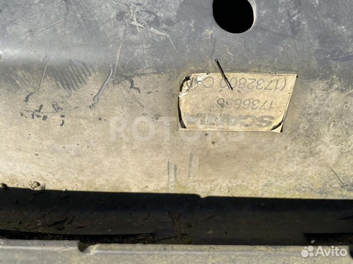 Усилитель бампера передний Scania R 5 2005 1736656