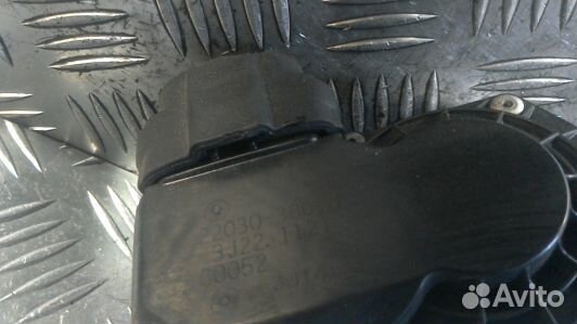 Дроссельная заслонка бензиновая lexus LS 4 (3MF08C