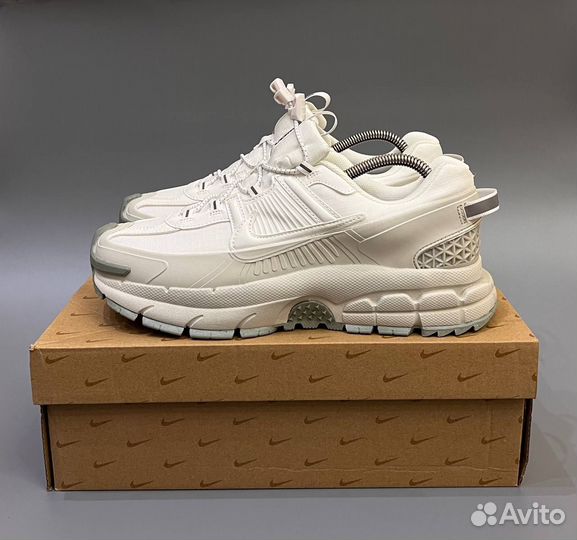Nike Air Zoom Vomero 5 roam (3 расцветки)