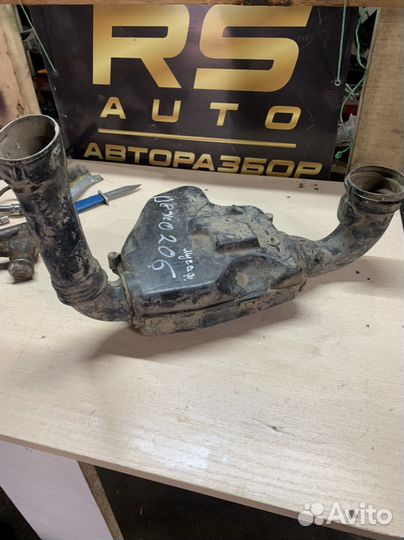 Резонатор воздушного фильтра Peugeot 206