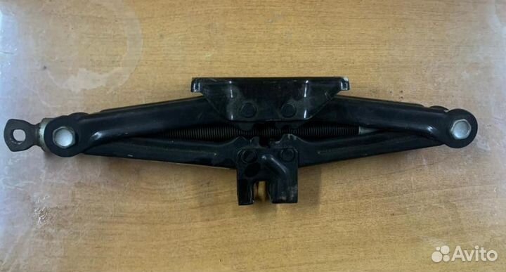 Equus Genesis Домкрат 1000 KG Quoris Экус Генезис