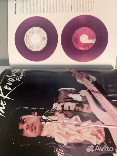 Extraordinary records book