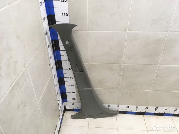 Обшивка стойки Logan 2005-2014