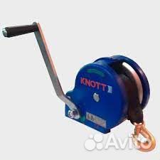 Лебедка ручная Knott-Autoflex 1150 кг с фалом