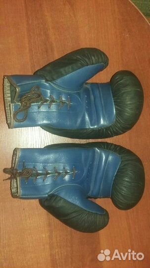 Боксерские перчатки