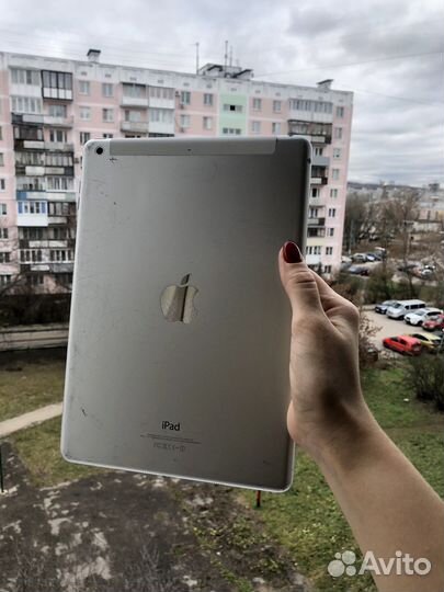 iPad Air 32гб sim/LTE