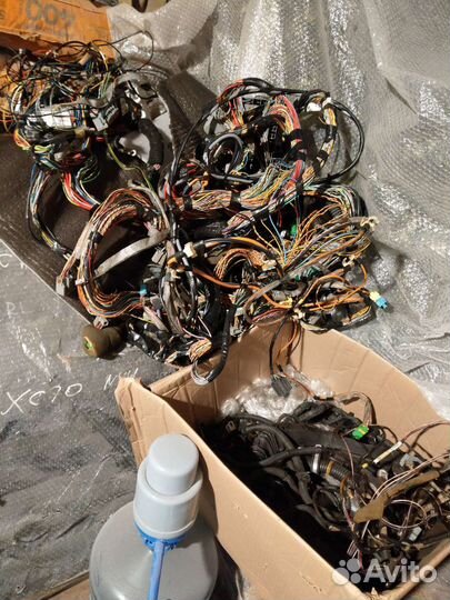 Коса мотора коса под капот volvo xc70 2003