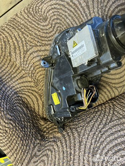 Фара левая правая, ксенон volkswagen jetta 5