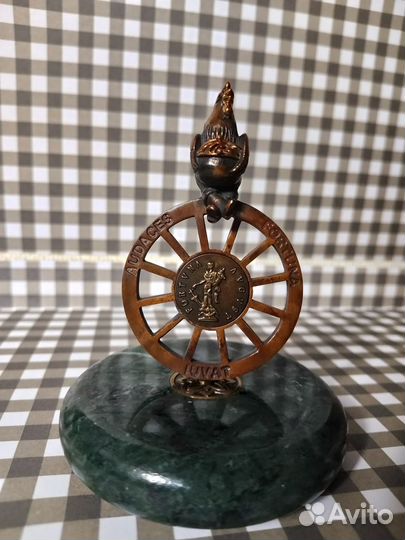 Статуэтка Петушок с кошельком Moiseikin сувенир