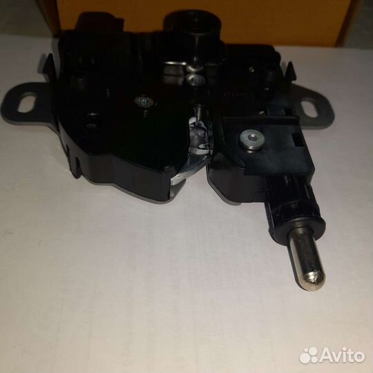 Замок капота ford focus 2