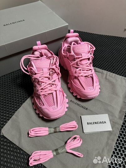 Balenciaga track 1 pink