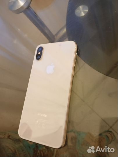 iPhone X, 64 ГБ