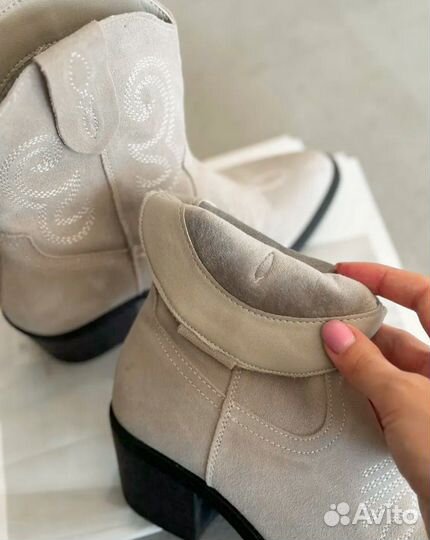 Казаки женские 38 размер новые нат замша