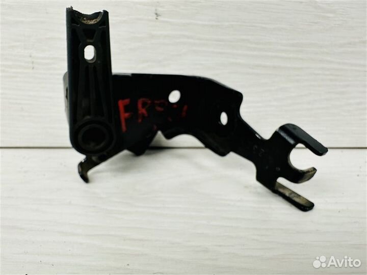 Датчик положения кузова передний правый Audi Q7 4M