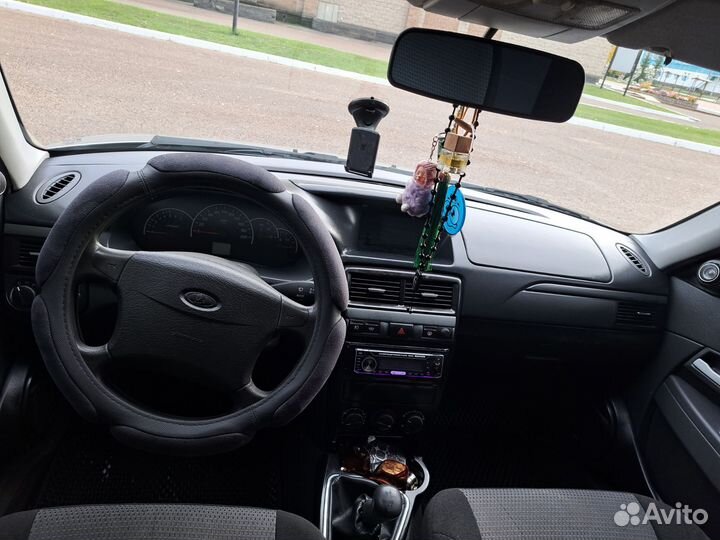 LADA Priora 1.6 МТ, 2008, 203 000 км