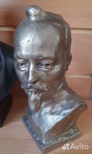 Бюсты Ленина