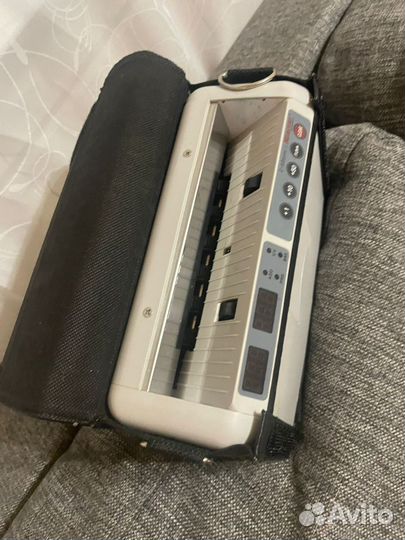 Портативный счетчик банкнот