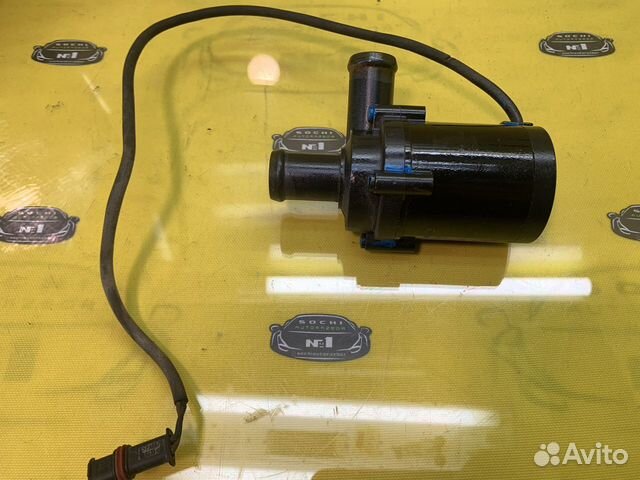 Насос циркуляции Volkswagen Phaeton Audi A8