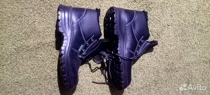 Ботинки рабочие зимние 44