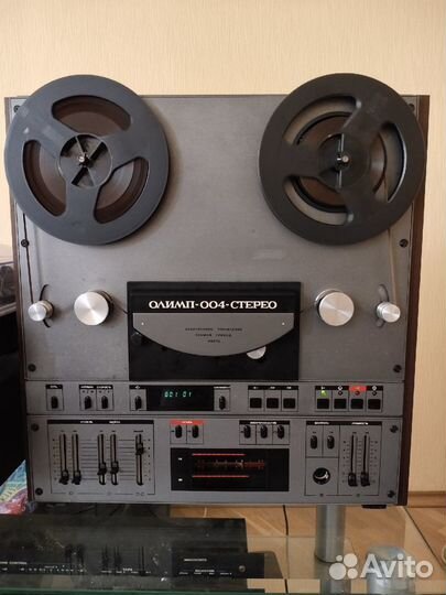 Катушечный магнитофон Олимп 004