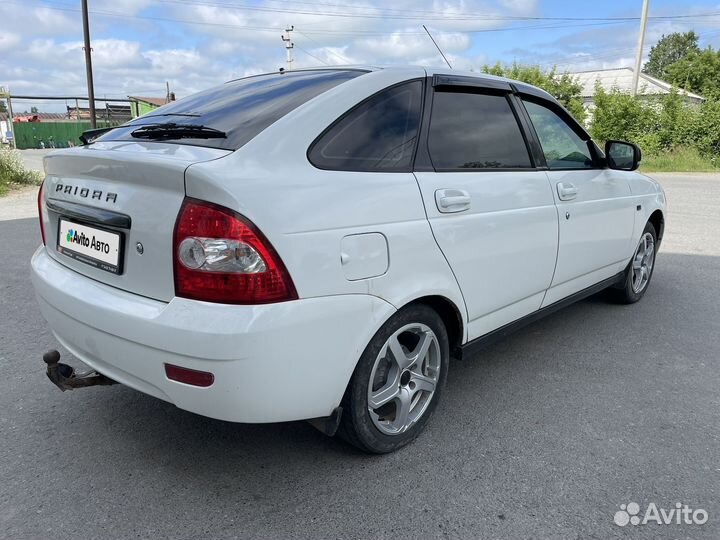 LADA Priora 1.6 МТ, 2011, 200 000 км