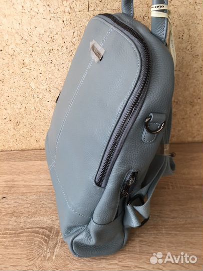Женский рюкзак из натуральной кожи