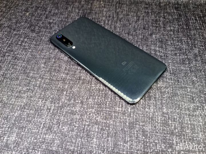 Xiaomi Mi 9, 6/128 ГБ