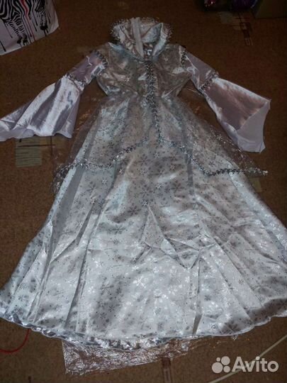 Костюм Снегурочка с короной