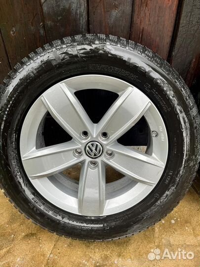 Шипованая резина R17 на литых дисках