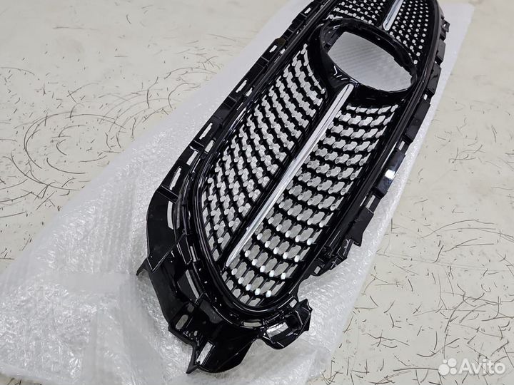 Решетка радиатора Mercedes W 213 Diamond