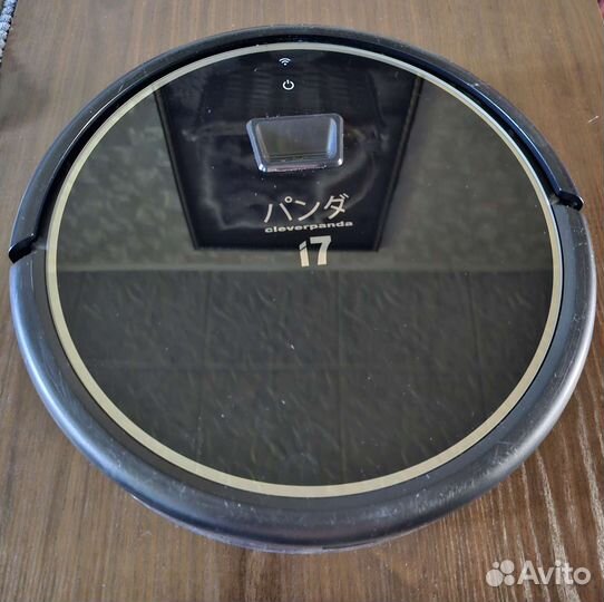 Робот пылесос моющий Clever panda i7