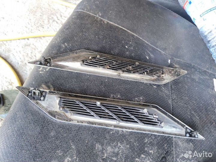 Вставки на крылья cadillac cts 2