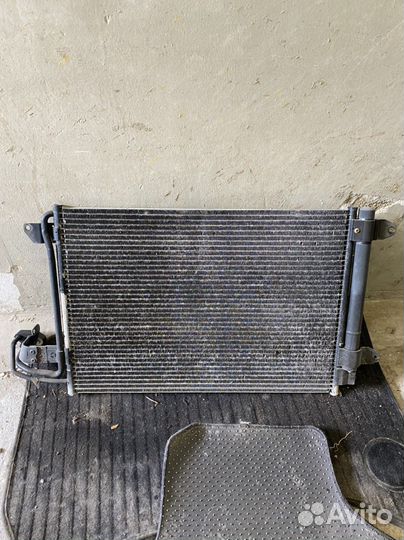 Радиатор кондиционера Audi A3 8P