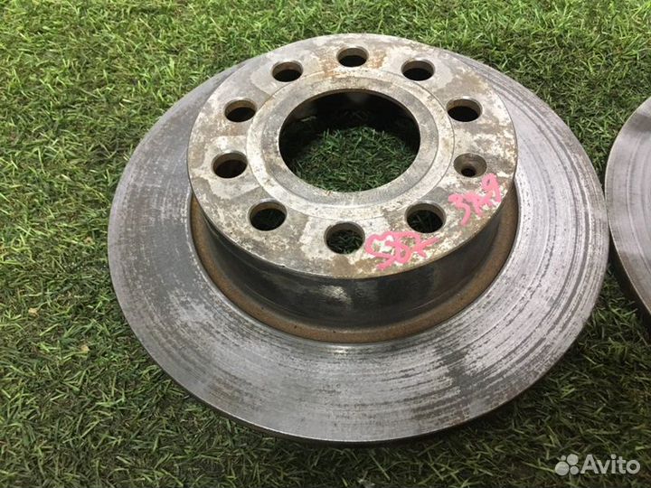 Тормозной диск задний Volkswagen Scirocco 2010