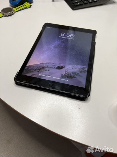 Планшет Apple iPad Air (A1475)