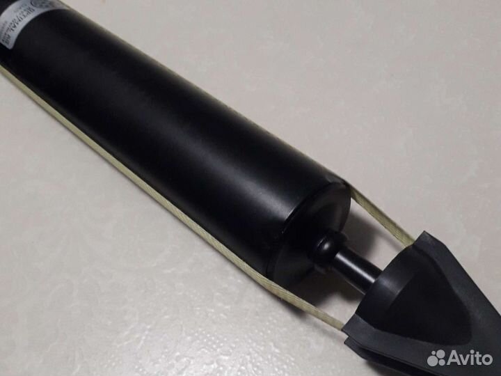 Амортизатор задний Suzuki