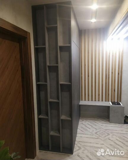 Шкаф на заказ под потолок