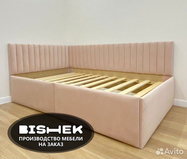 Детская кровать (угловая) с ящиками