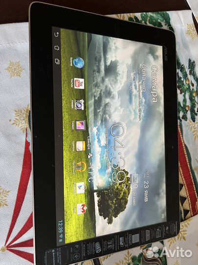 Планшет с док станцией (клавиатура) Asus TF 700