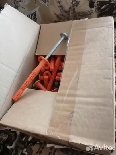 Фасадный дюбель гвоздь