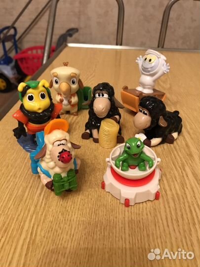 Игрушки киндер макси