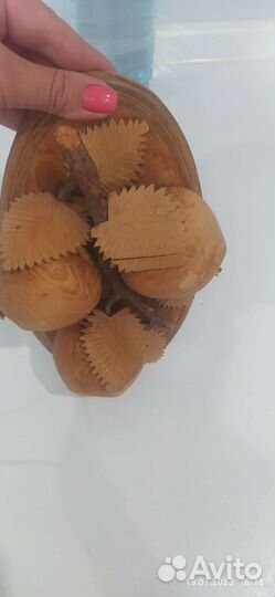 Панно из дерева яблоки