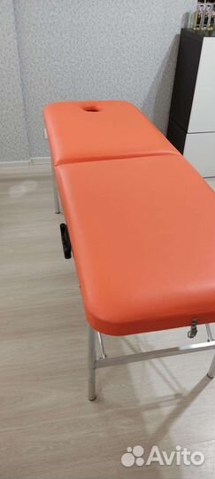 Массажный стол